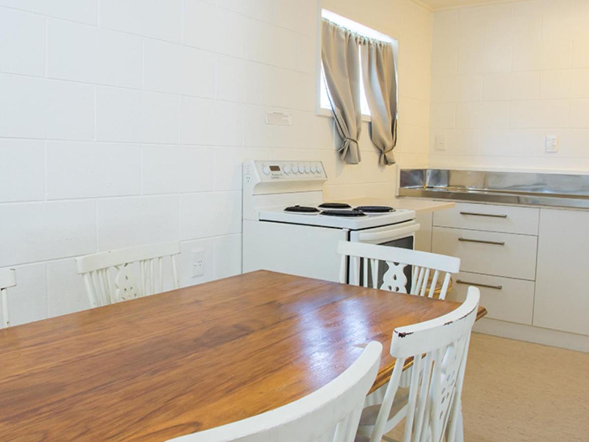 Alpha Motor Inn Palmerston North Bagian luar foto