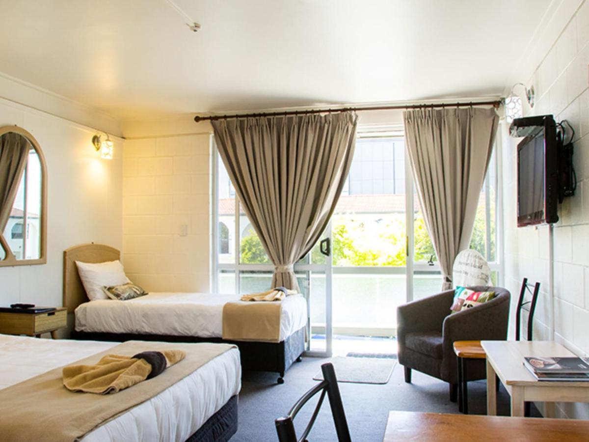 Alpha Motor Inn Palmerston North Bagian luar foto