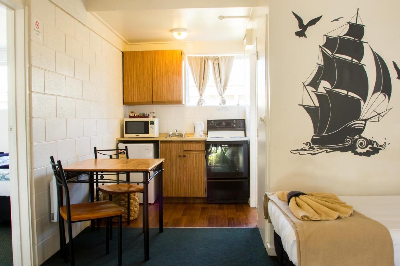 Alpha Motor Inn Palmerston North Bagian luar foto