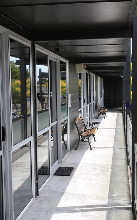 Alpha Motor Inn Palmerston North Bagian luar foto